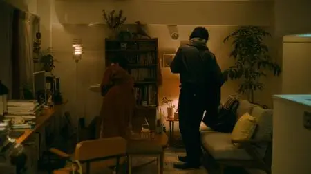 He's Expecting S01E01