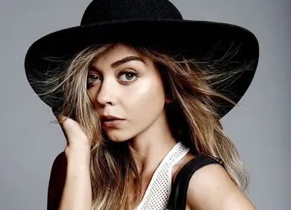 Sarah Hyland - Yu Tsai Photoshoot 2014 for Energizer Personal Care