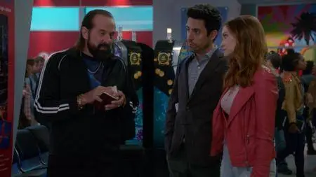 LA to Vegas S01E12