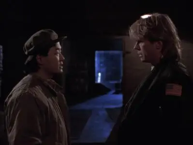 MacGyver S07E13