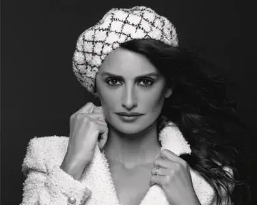 Penelope Cruz by Karl Lagerfeld for Chanel Cruise 2019 Collection