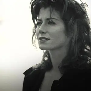 Amy Grant - Behind The Eyes (25th Anniversary Expanded Edition) (2022) [Official Digital Download 24/96]