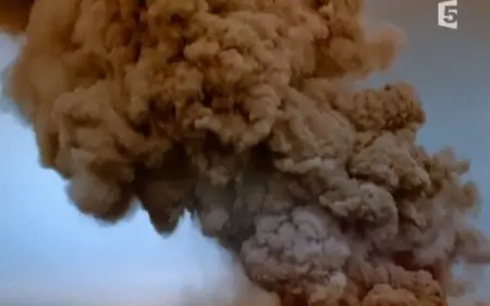 (Fr5) Théra, volcan de l'apocalypse (2007)