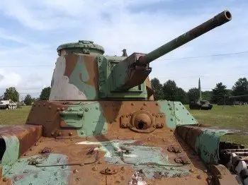 Type 97 Shinhoto Chi-Ha Walk Around