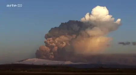 (Arte) L'Islande au plus près des volcans (2013)