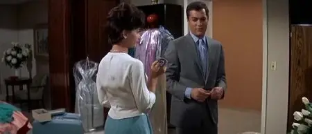 40 Pounds of Trouble (1962)