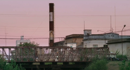 La tercera orilla / The Third Side of the River (2014)