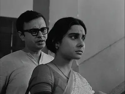 The Big City / Mahanagar (1963) [The Criterion Collection #668]