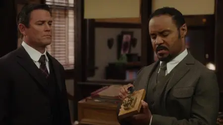 Murdoch Mysteries S19E03