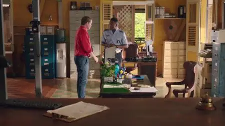 Death in Paradise S08E03