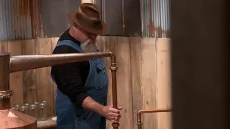 Moonshiners: Master Distiller S01E04