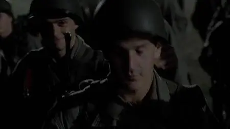 Band of Brothers S01E01