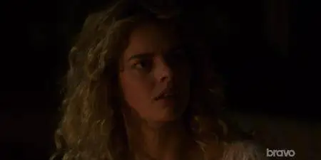 Picnic at Hanging Rock S01E01