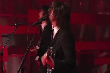 Foo Fighters - A Hard Day's Light (2012)