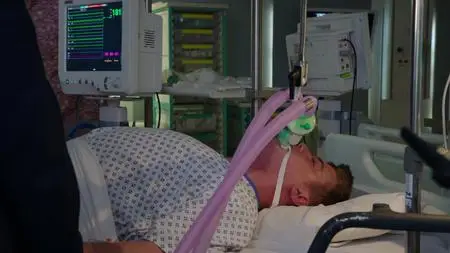 Holby City S20E46