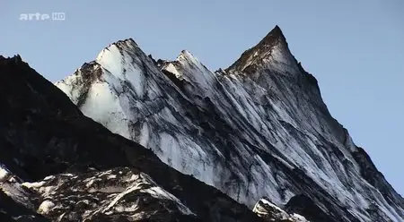 (Arte) L'Islande au plus près des volcans (2013)