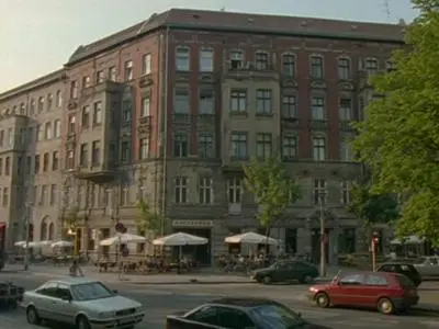 BBC - Clive James: Postcard from Berlin (1995)