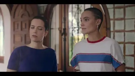 The Girls at the Back S01E02