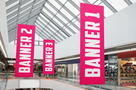 EE - Shopping Center Banner Mockup PU95LZN