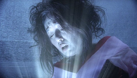Izo: The World Can Never Be Changed / Izo: Kaosu mataha fujori no kijin / Изо (2004)