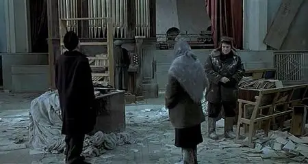 Trilogia II: I skoni tou hronou / The Dust of Time (2008)