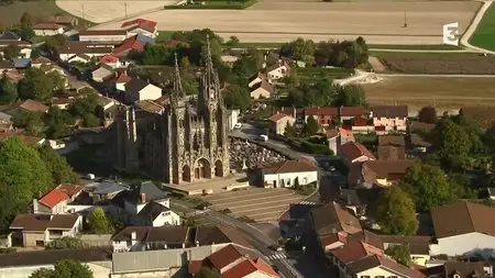 (Fr3) Des racines et des ailes - Passion patrimoine : De la Champagne aux Ardennes (2015)