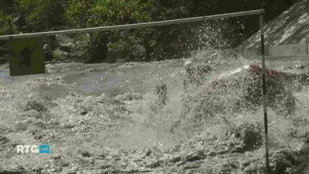 Active Recreation On The Mountain Rivers Of The Caucasus (2013)