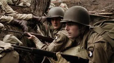 Band of Brothers S01E01