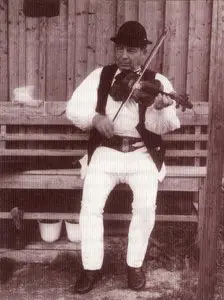 Gyimesbükk - Hidegség (Ghimeş). Original Village music from the Eastern Carpathians of Transylvania