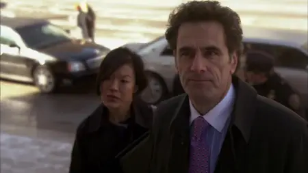 Damages - Im Netz der Macht S01E01