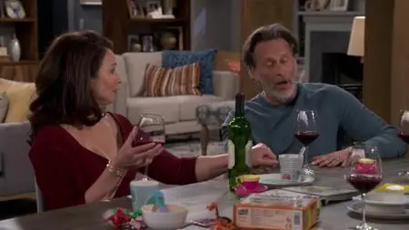 Indebted S01E01