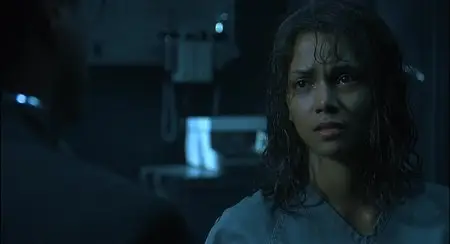 Gothika (2003)