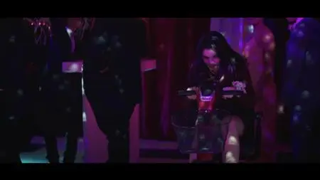 Heathers S01E10