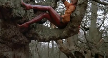 The Lair of the White Worm - by Ken Russell (1988)