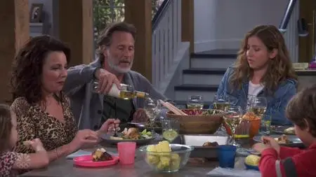 Indebted S01E05