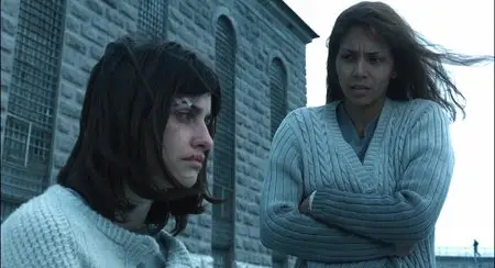 Gothika (2003)