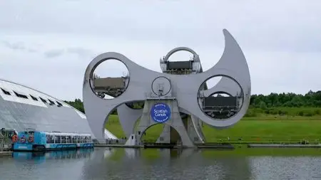 Channel 4 - Tom's Fantastic Floating Home (2014)