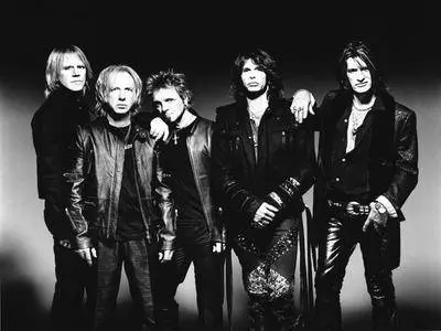 Aerosmith - Recorded Live In Boston, April 1990 And Central Park, N.Y., June 1975 (1991)