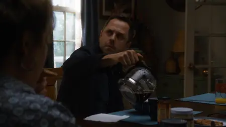 Sneaky Pete S01E05