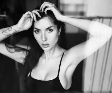 Marina Nelson by Teymur Madjderey