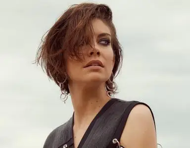 Lauren Cohan by Harper Smith for Harper's Bazaar April 2017