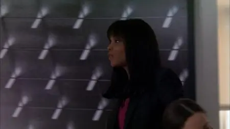 Damages S01E01