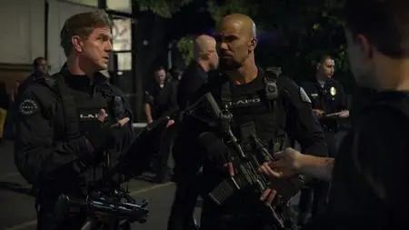 S.W.A.T. S01E16