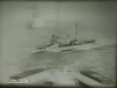 Schnellboote, Zerstorer, Torpedoboote auf Feindfahrt