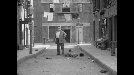Easy Street (1917)