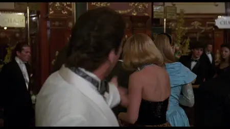 Once Bitten (1985)