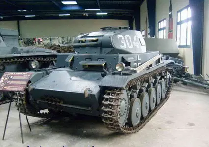 PzKpfw II Walk Around