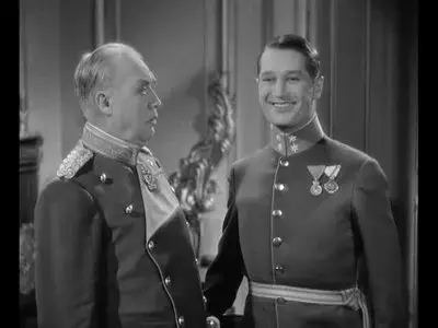 The Smiling Lieutenant (1931)