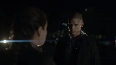 Zoo S03E09