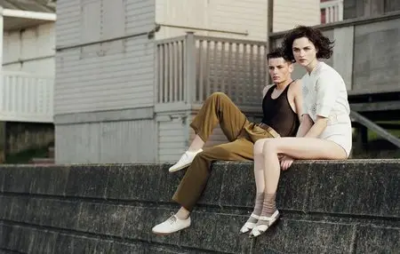 Rasa Zukauskaite & Jace Moody by Mark Kean for Sleek #34 Summer 2012